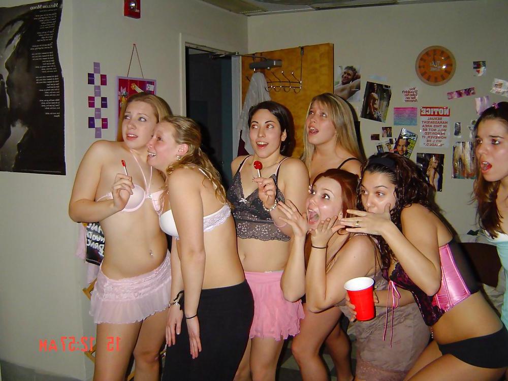 25P Bra Babes 67