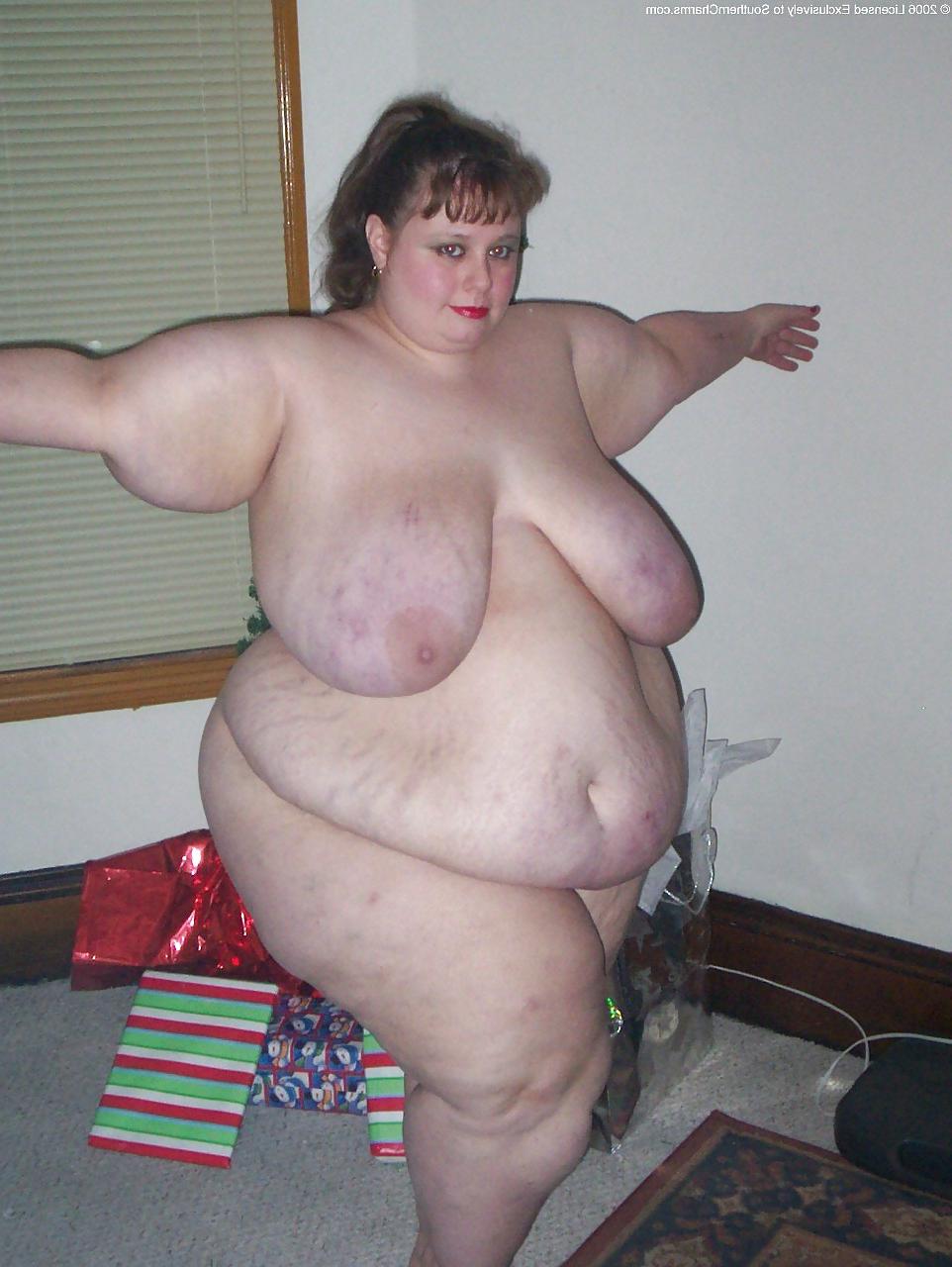 25P Very fat mature with big tits
