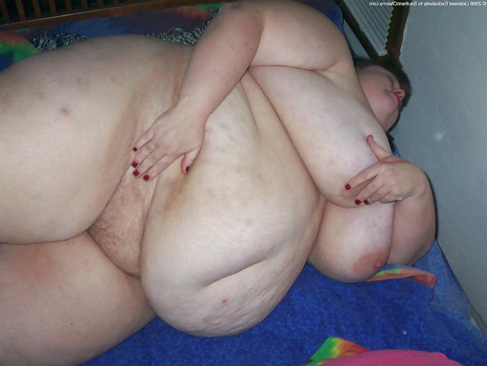 25P Very fat mature with big tits