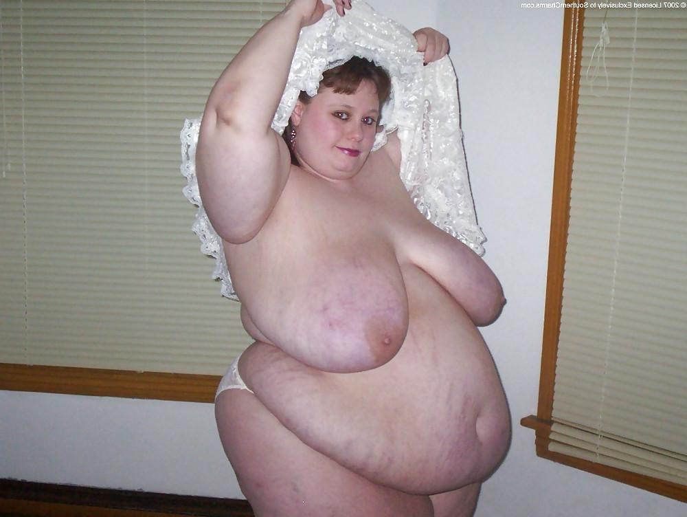 25P Very fat mature with big tits