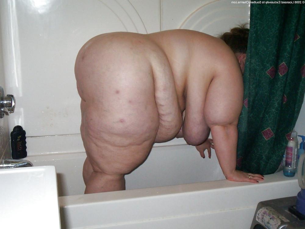 25P Very fat mature with big tits