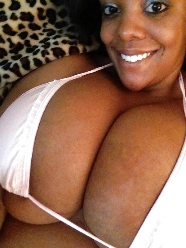 25P Huge Tits, Tight Tops 86