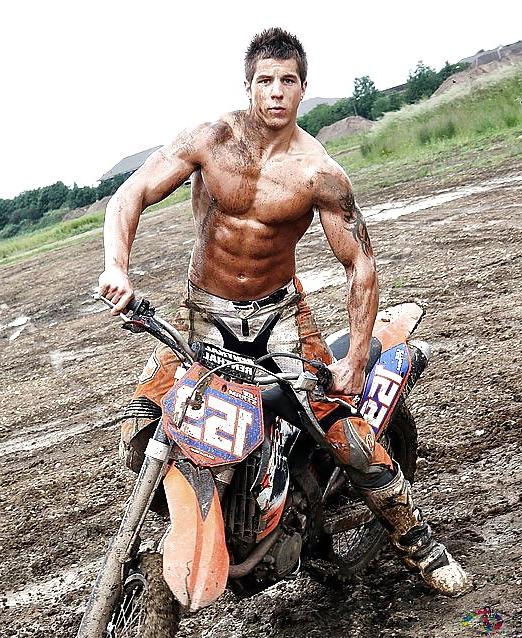 5P Men and Sports