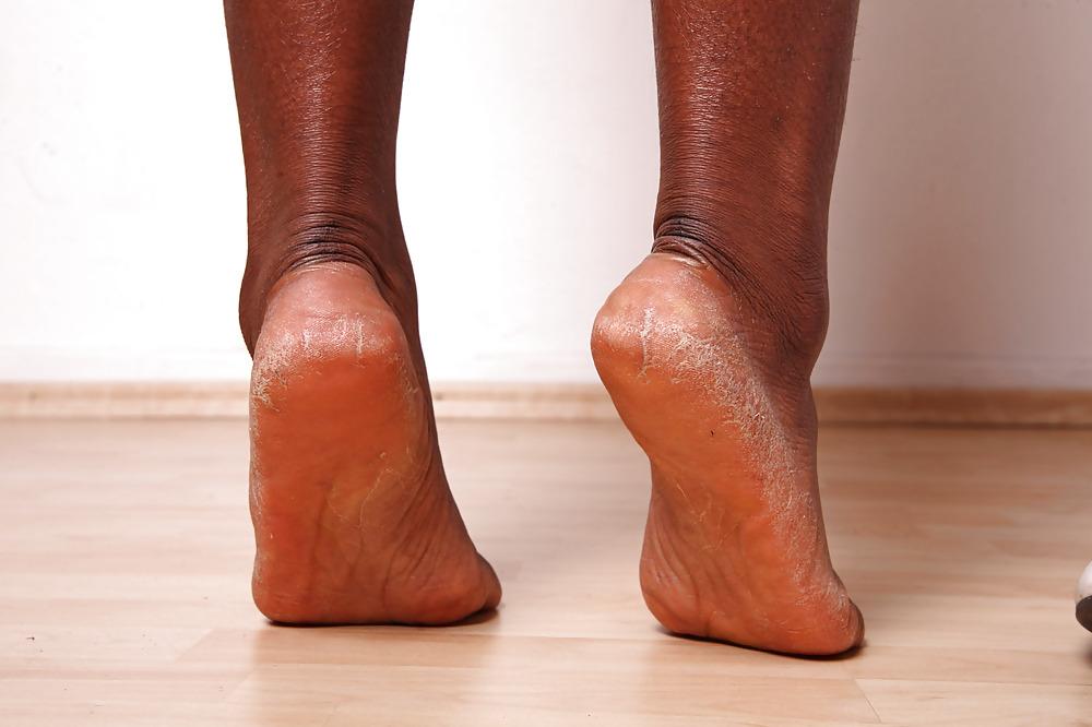 24P Amateur Feet 3
