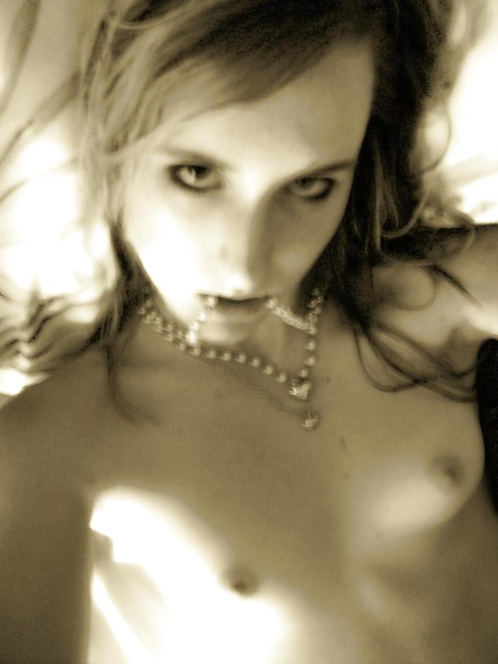 25P Slut Ex Girl Friend