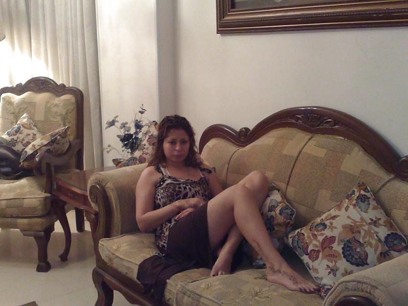 6P Arab Egyptian girl want your cum