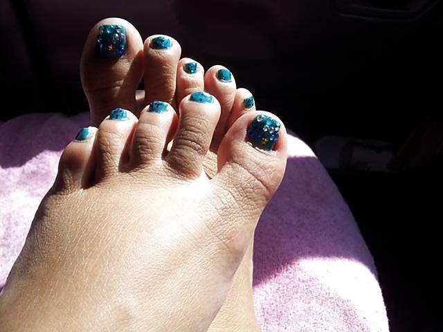 7P Bbw footjob