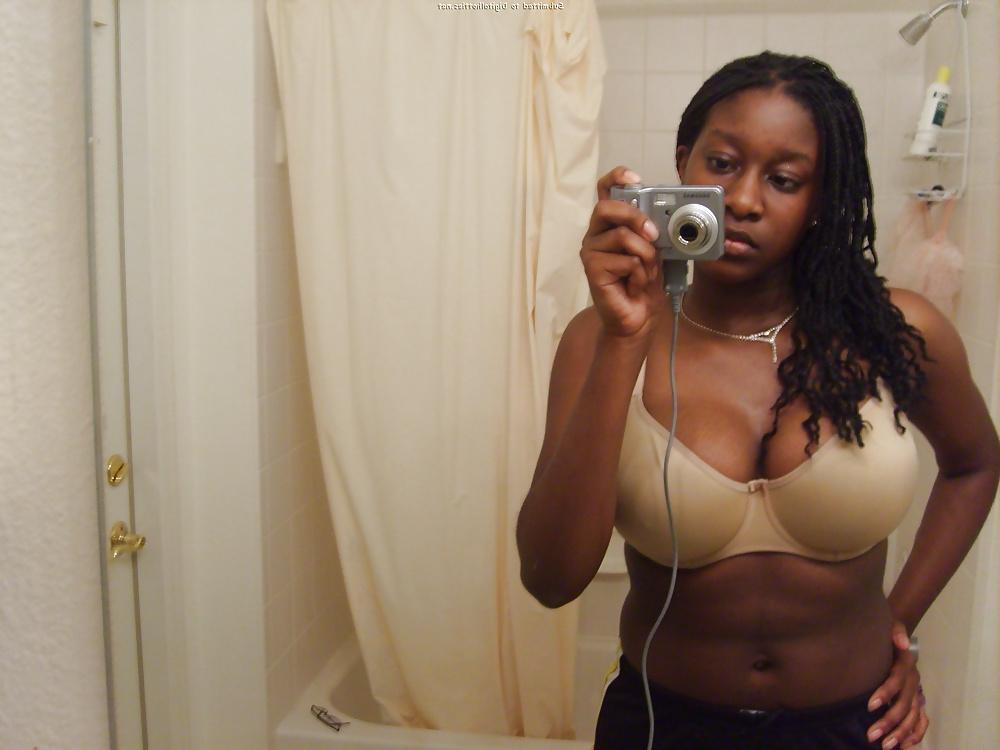 20P Amateur Honey 360