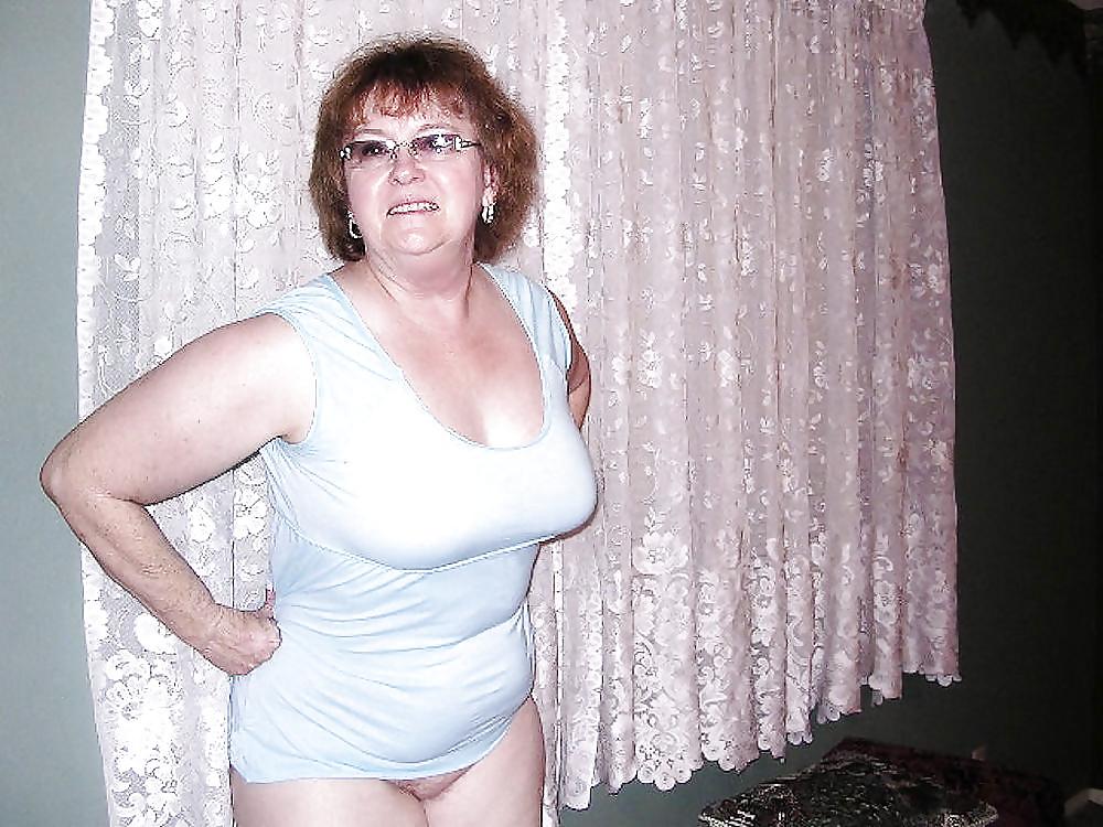 25P Granny's with big boobs! 