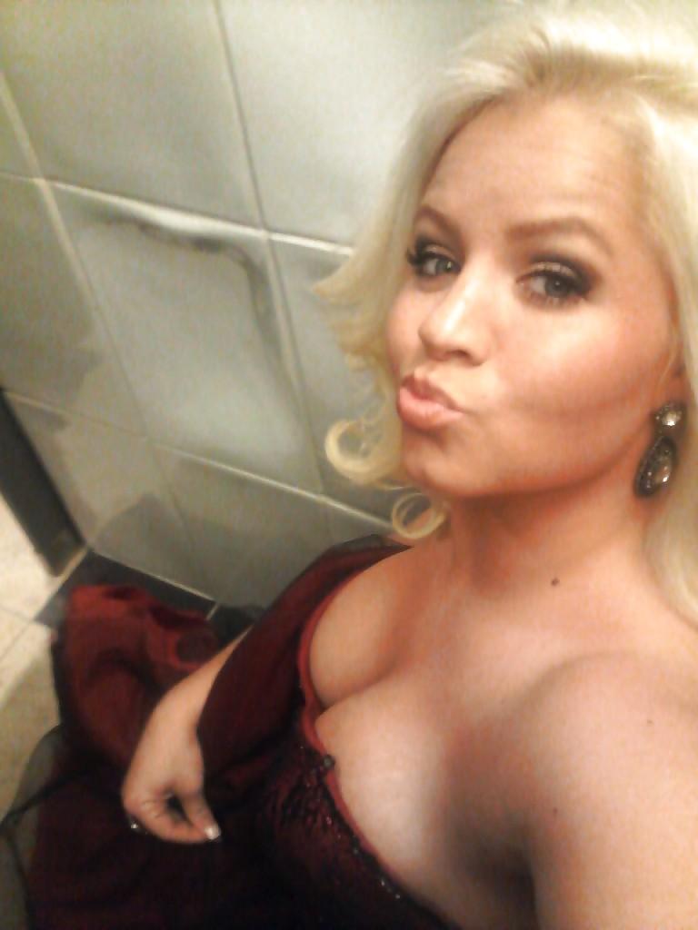 25P Ashley P and her MASSIVE Tits!