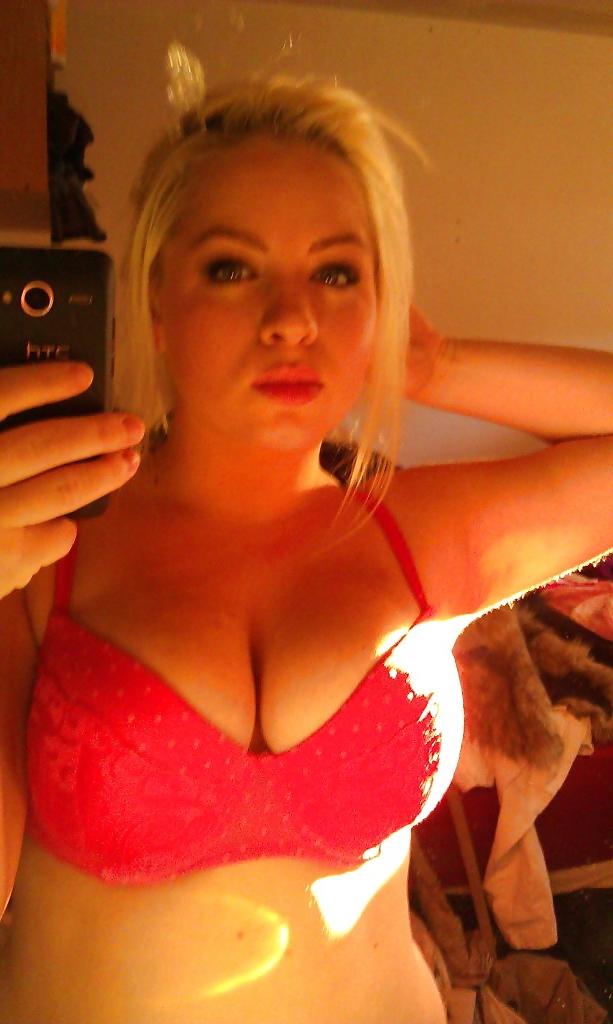 25P Ashley P and her MASSIVE Tits!