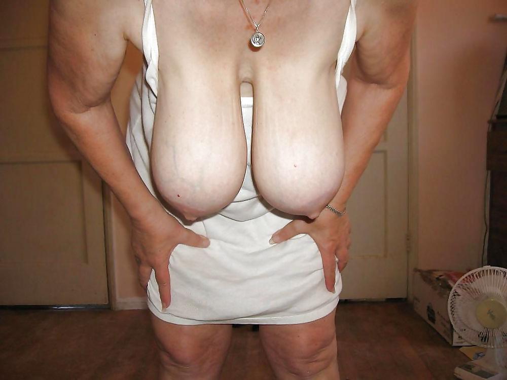 25P Saggy Tits 16