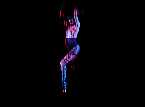 16P SEXY CRAZY  HORSE  GIRLS