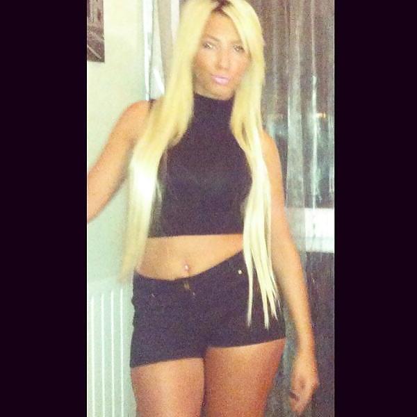 25P Beurette et metisse de la night 2