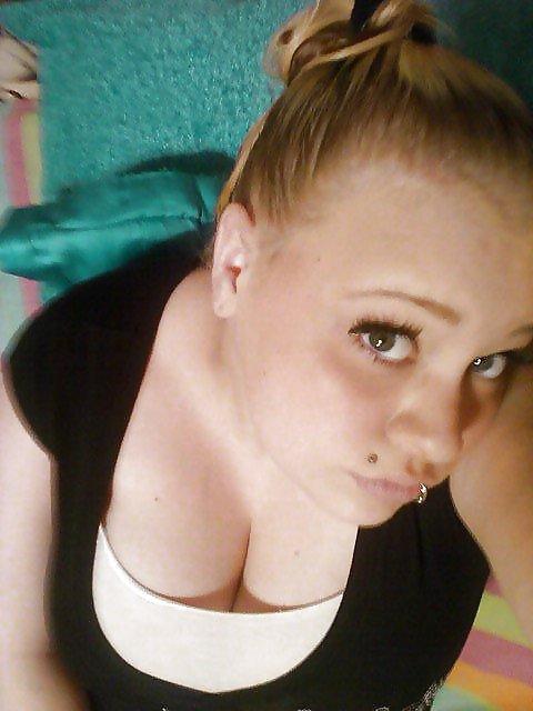25P Non nude busty chubby bbw babes amatuer covering huge tits 3