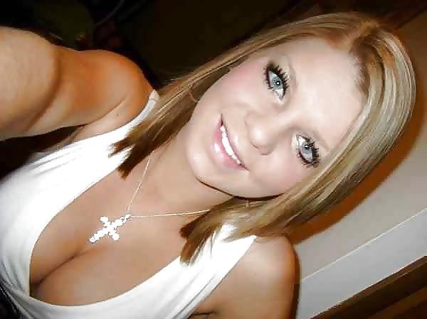25P Non nude busty chubby bbw babes amatuer covering huge tits 3