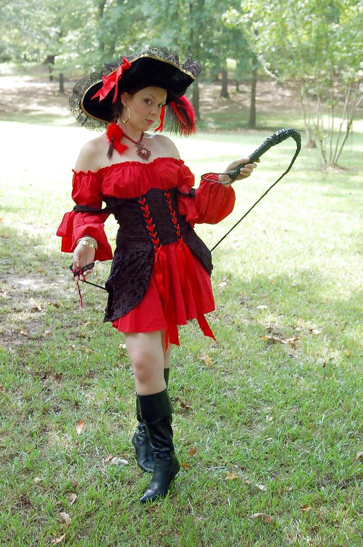 25P I am addicted to pirate boots!