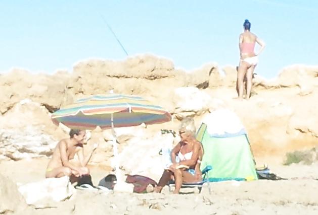 10P Spanish beach amateur