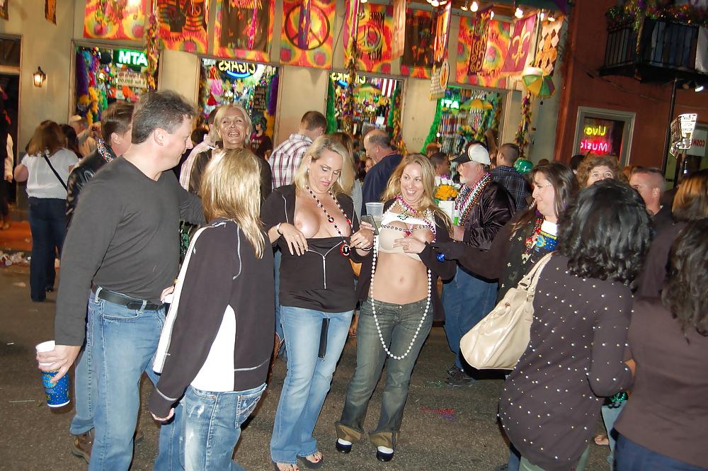 25P Mardi Gras 