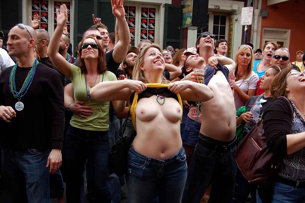 25P Mardi Gras 