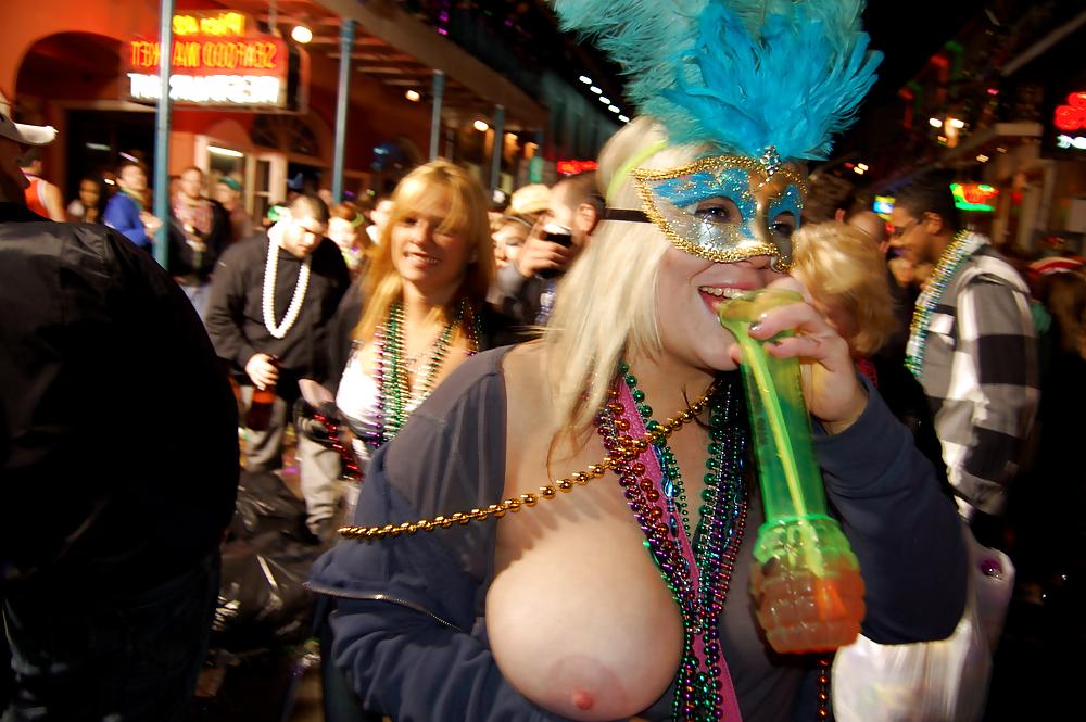 25P Mardi Gras 