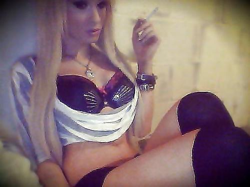 25P Smoking gurls 8