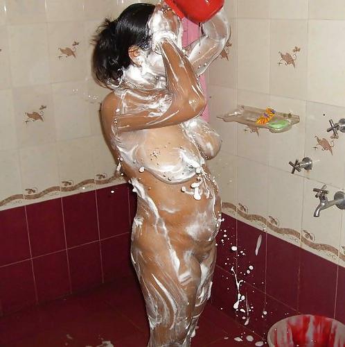 25P Wet indian Auntys 2
