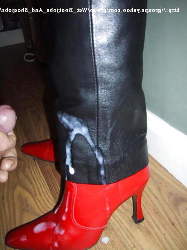 20P Cum on boots