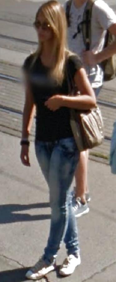 10P Google Street Babes, Teenager