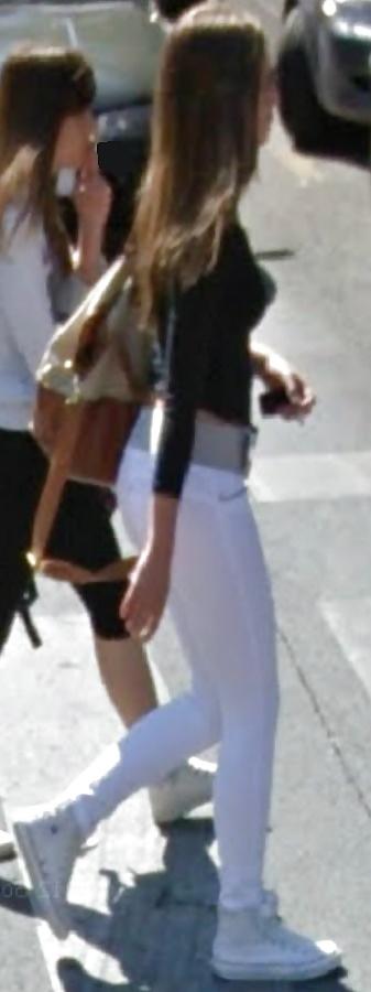 10P Google Street Babes, Teenager