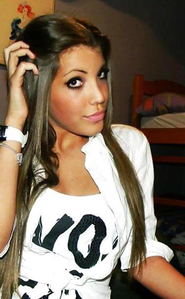 15P Real Facebook babes , Marija