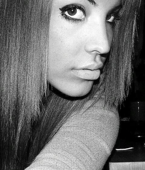 15P Real Facebook babes , Marija