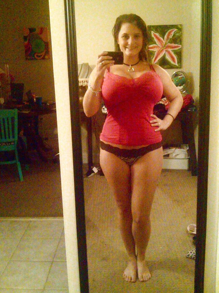 25P Hot chick with the best boobs ever 