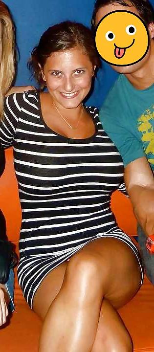 25P Hot chick with the best boobs ever 