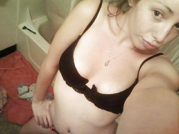 25P Amateur housewifes and girlfriends just for you!