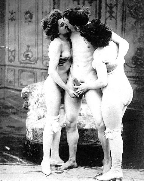 20P Vintage Bondage Threesome - Antiguos trios, sado.