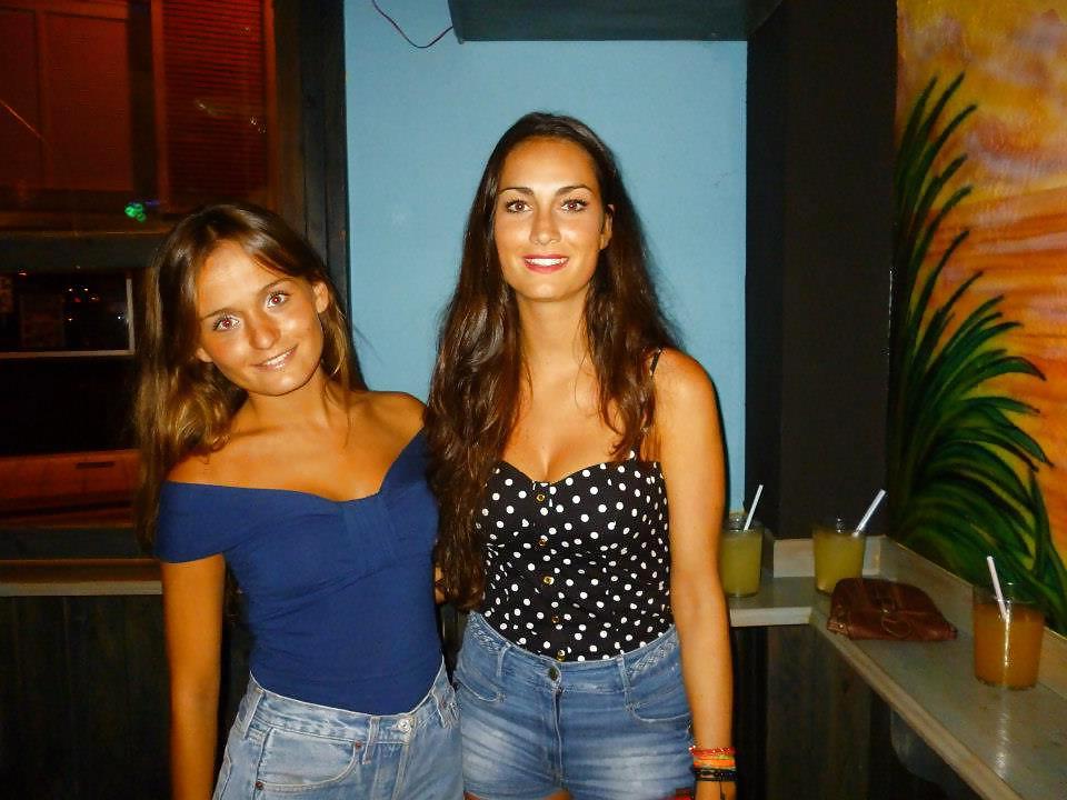 25P Two hot spanish cuties