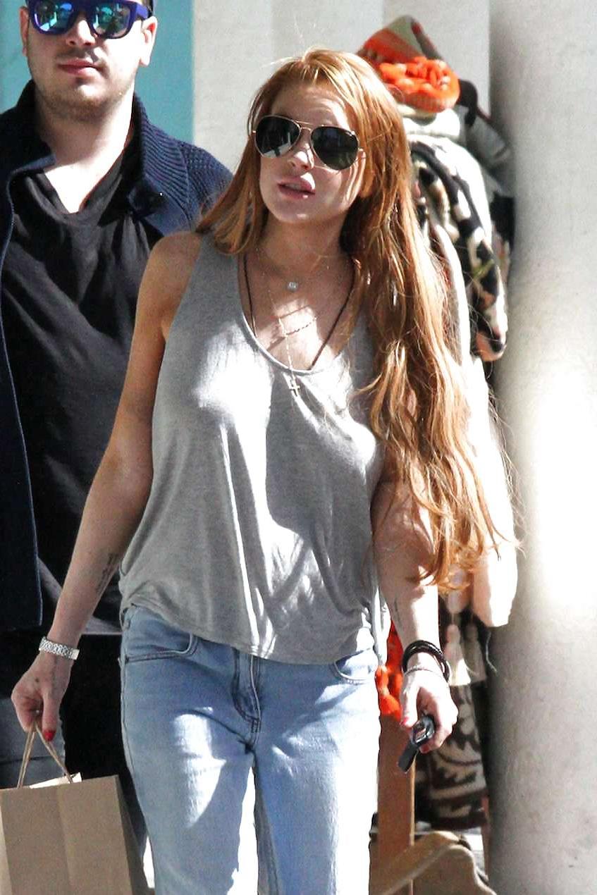25P Beautiful Celebs Caught 4 by Voyeur TROC