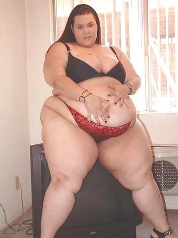 17P Big Belly Babes 8