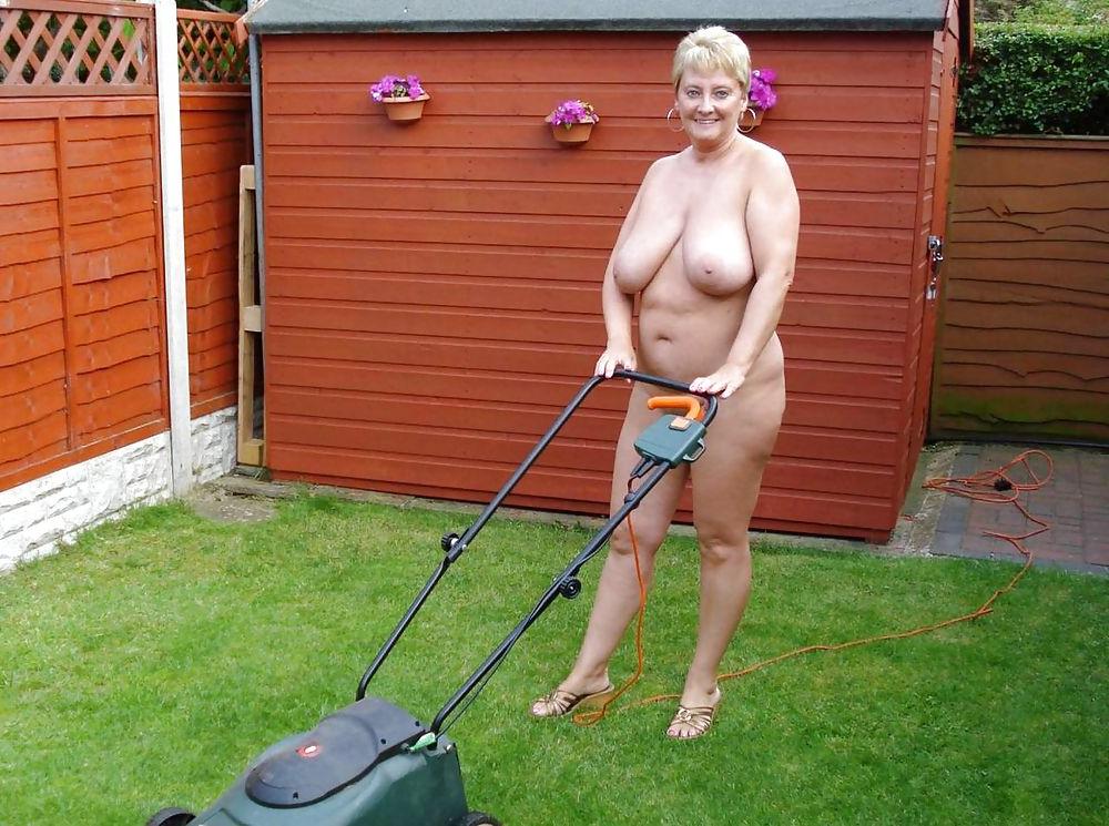 25P Big tits saggy moms 10