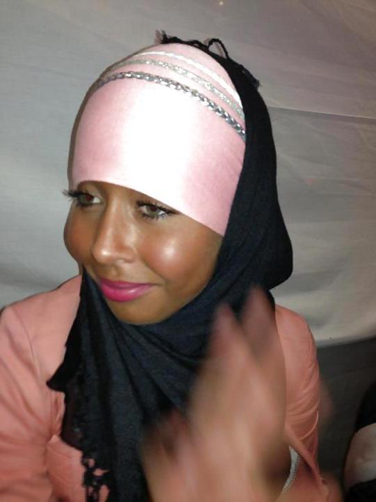 25P Hijab beurette 2014