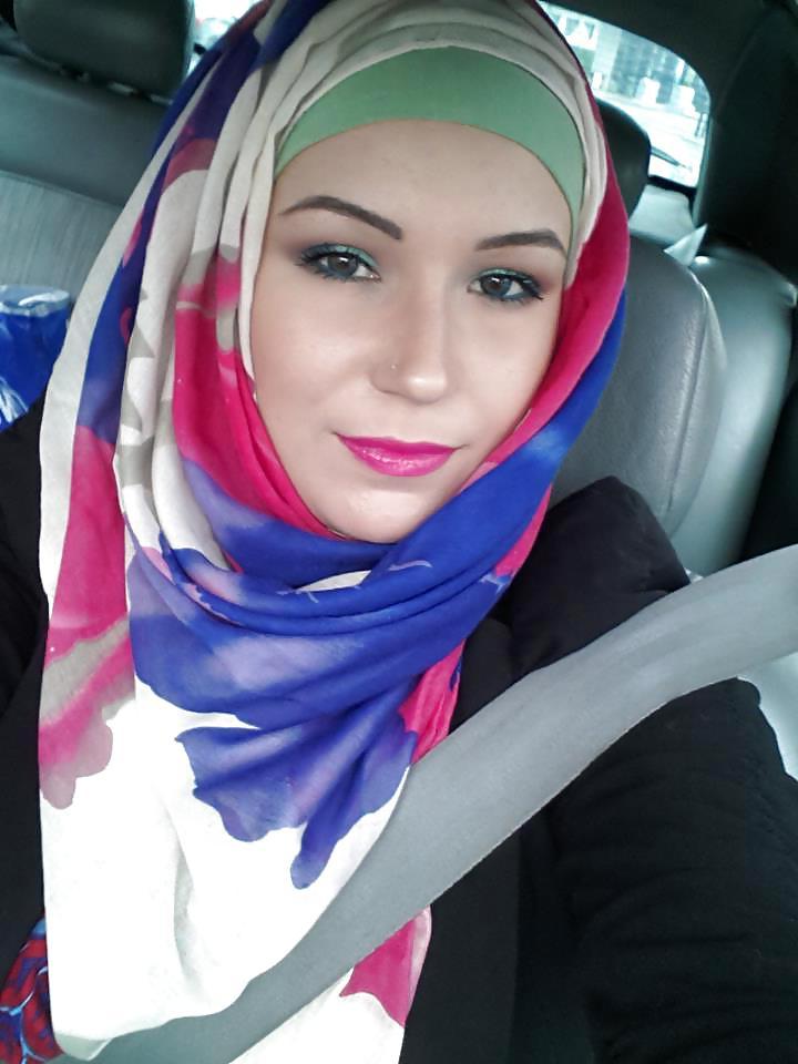 25P Hijab beurette 2014