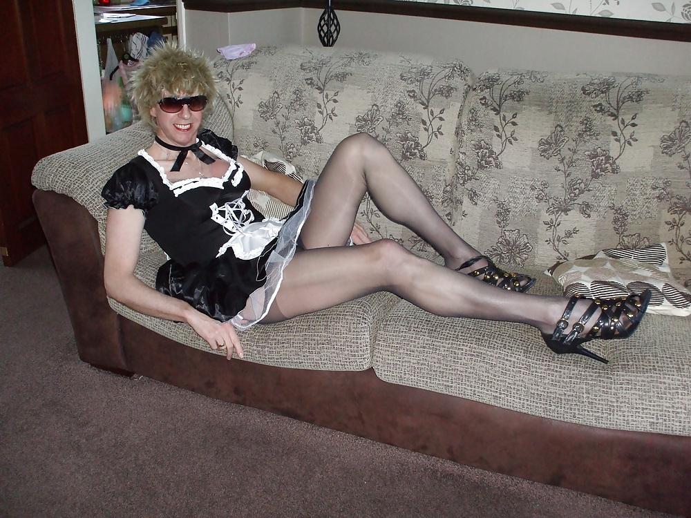 22P Maid in England