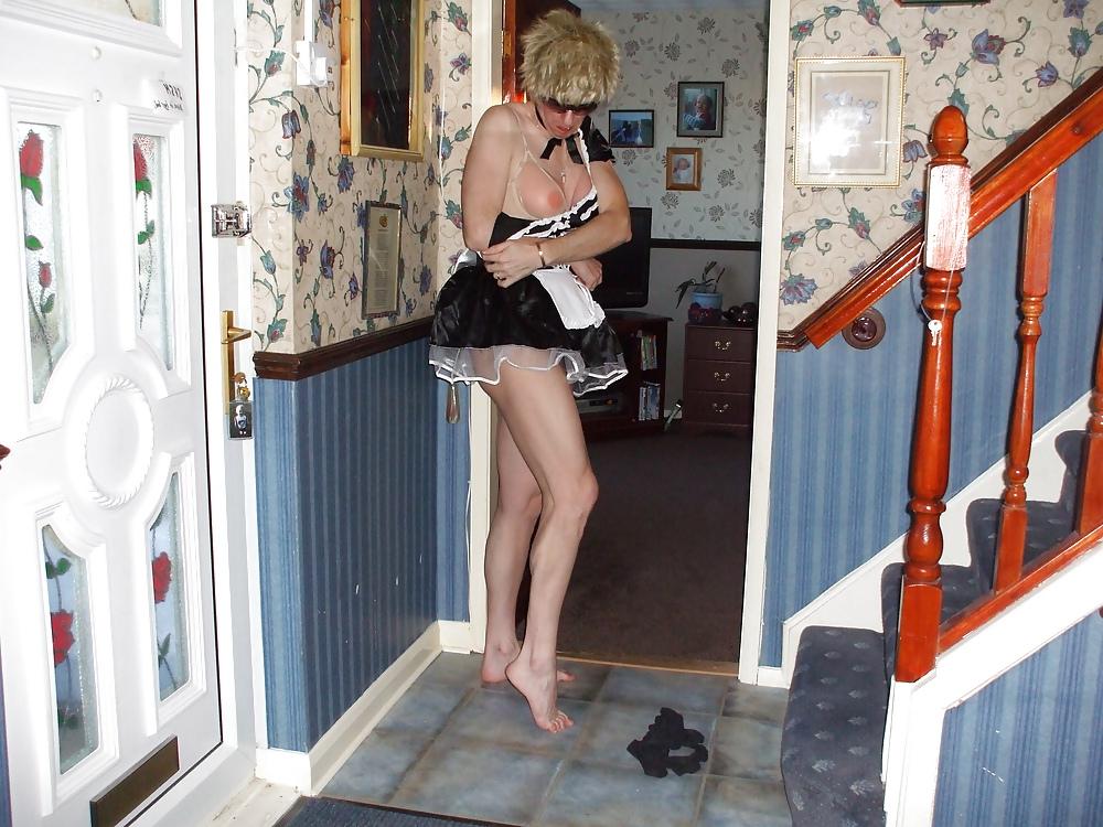22P Maid in England