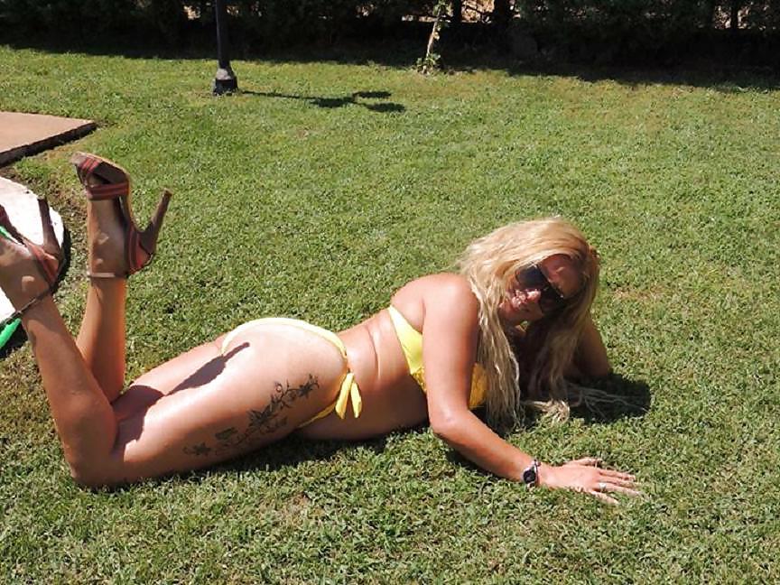 25P Spanish milf: Sarah