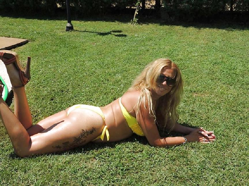25P Spanish milf: Sarah