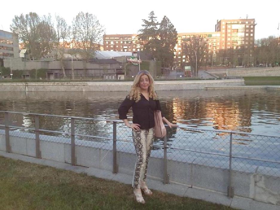 25P Spanish milf: Sarah