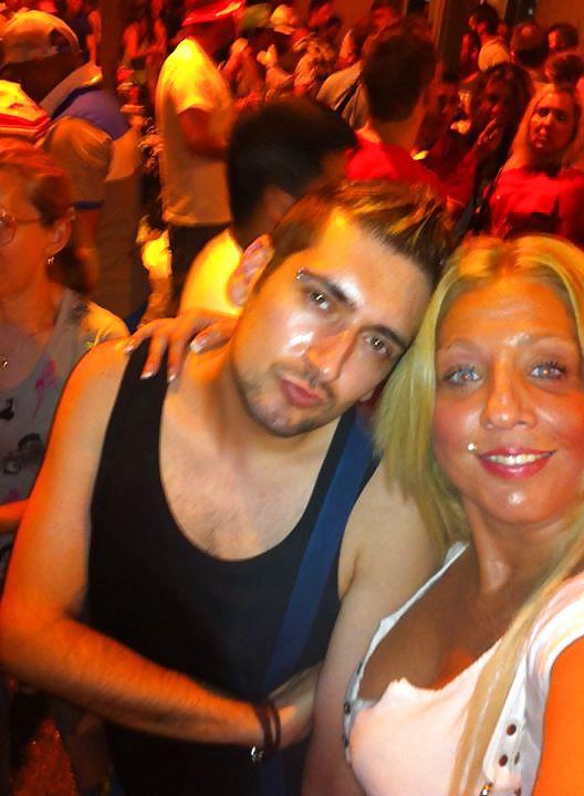 25P Spanish milf: Sarah