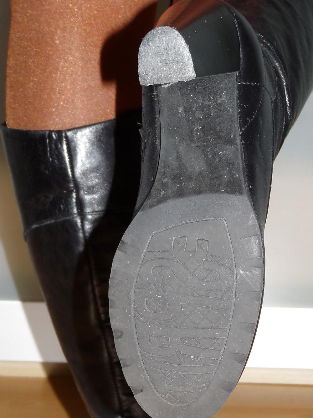 21P Wifes sexy boots stifele glossy shiny pantyhose