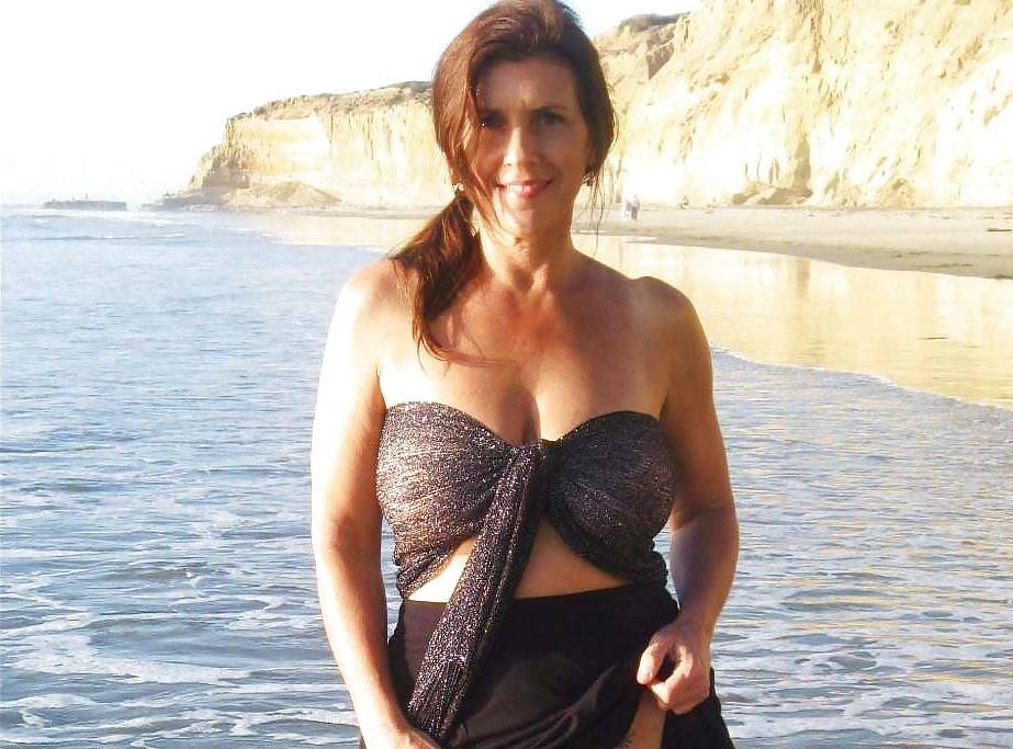 14P Italian milf